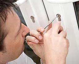 Gallery Locksmith Store Irving, TX 972-512-6379 Gallery Locksmith Store Irving, TX 972-512-6379 - 16-Emergency-Unlock